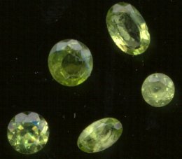 Facted peridot, Arizona.