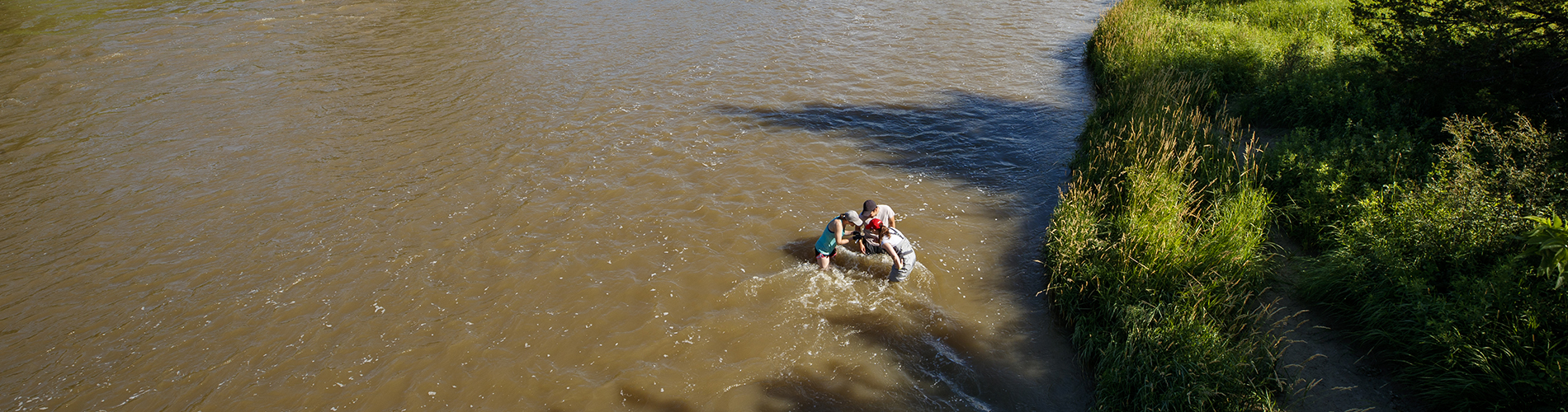 sampling in river