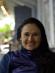 Jiménez Velázquez, Tamar Zehla