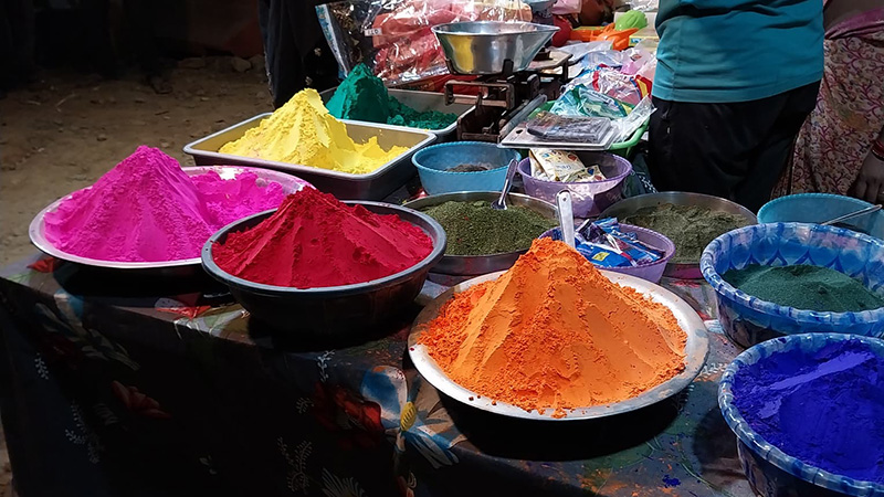 Holi-Preparations