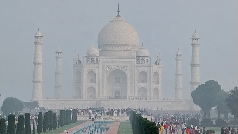 Taj-Mahal