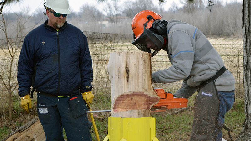 Chainsaw class